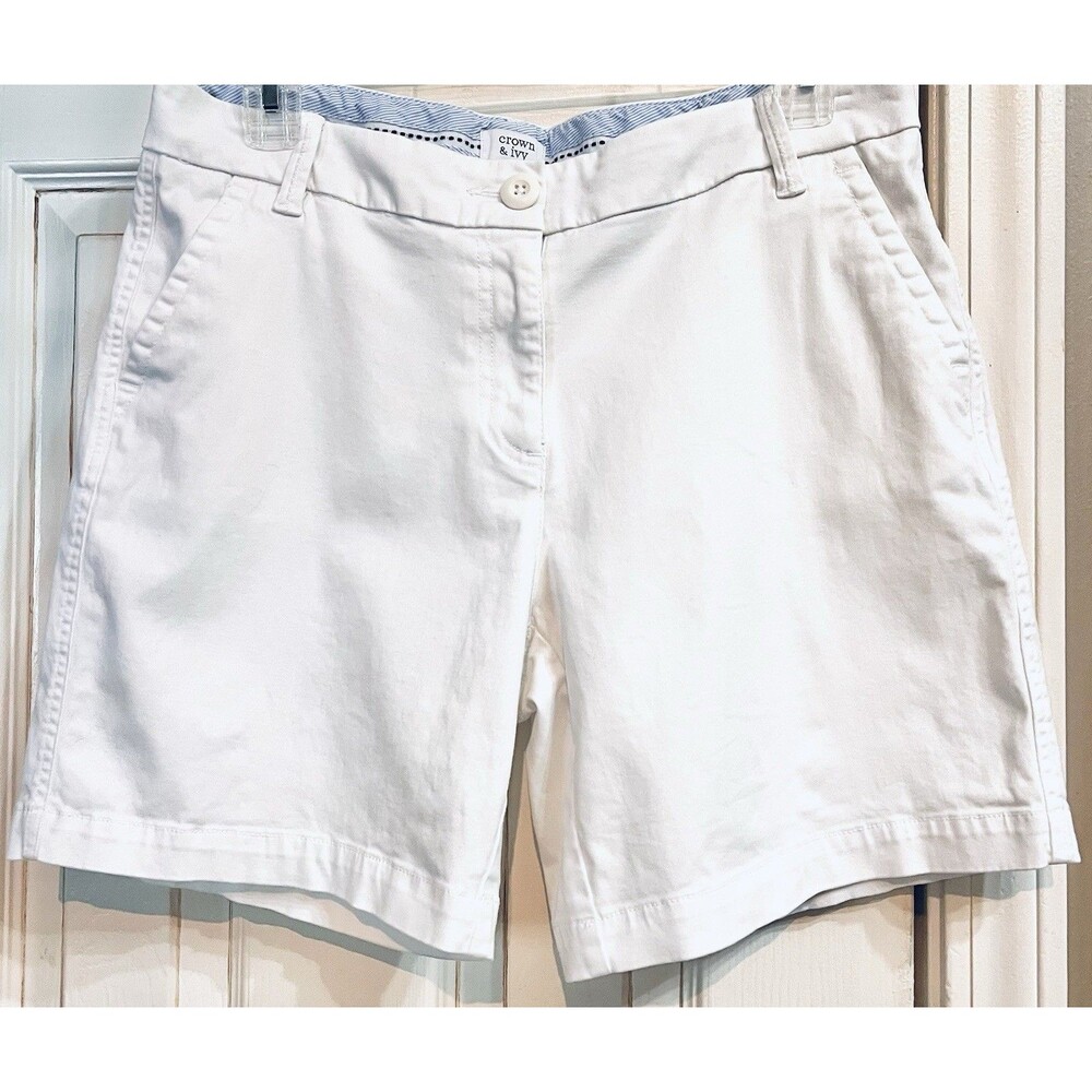 Crown & Ivy Caroline White Chino Shorts Size 6 Mid Rise 6.5” Inseam Cotton EUC